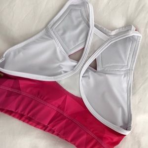 Chestee size 6. New without tags.